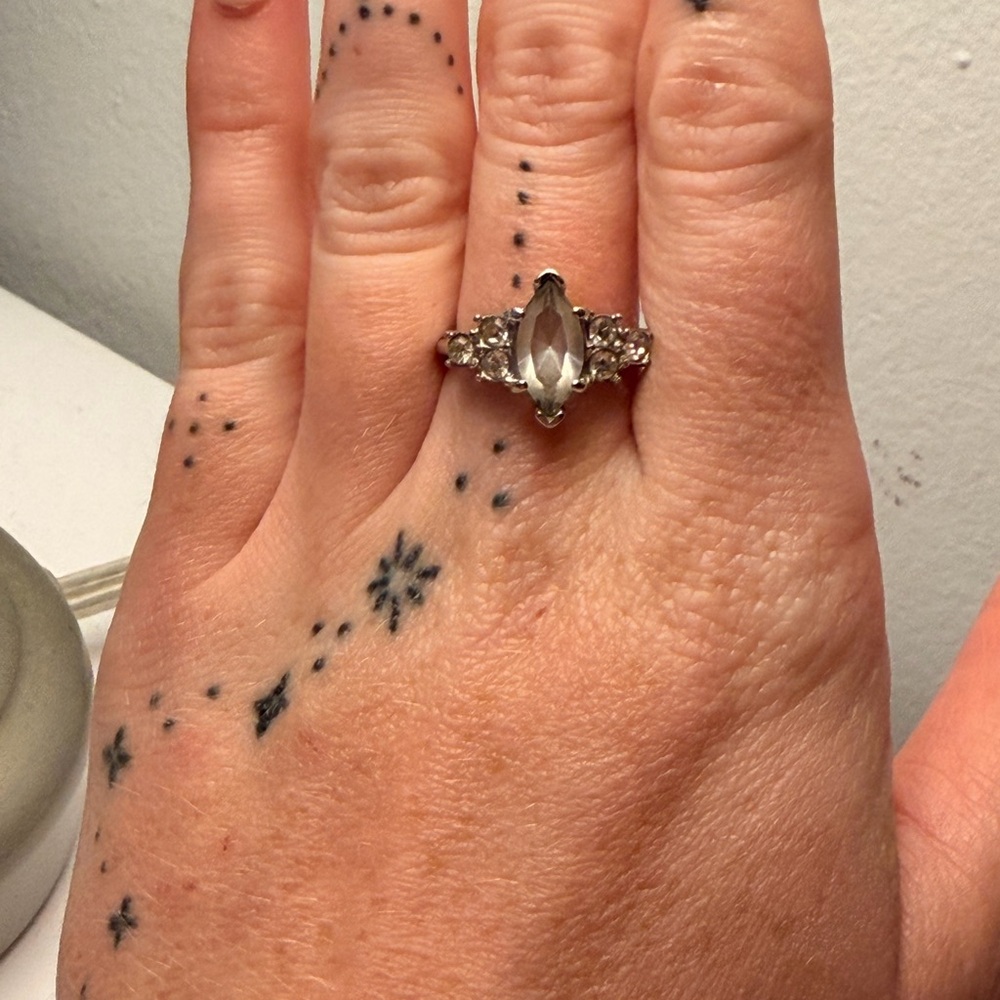 Elegant Silver Marquise Cut Ring